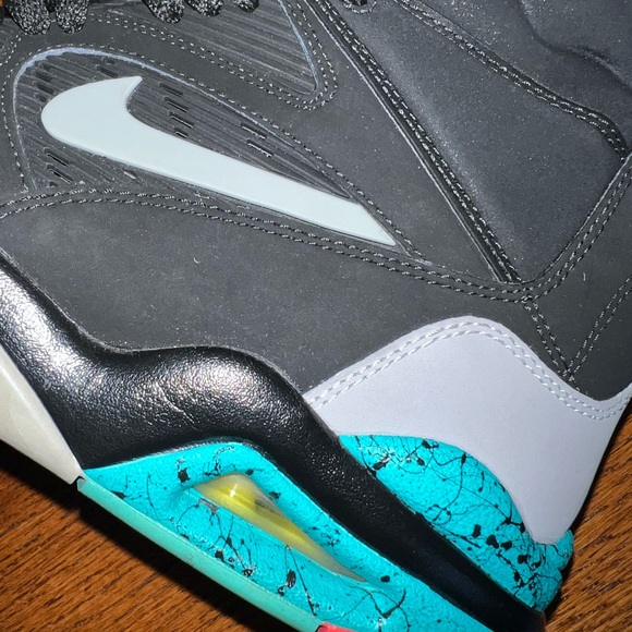 NIKE AIR COMMAND FORCE 'SPURS' Size 8 - Picture 9 of 9